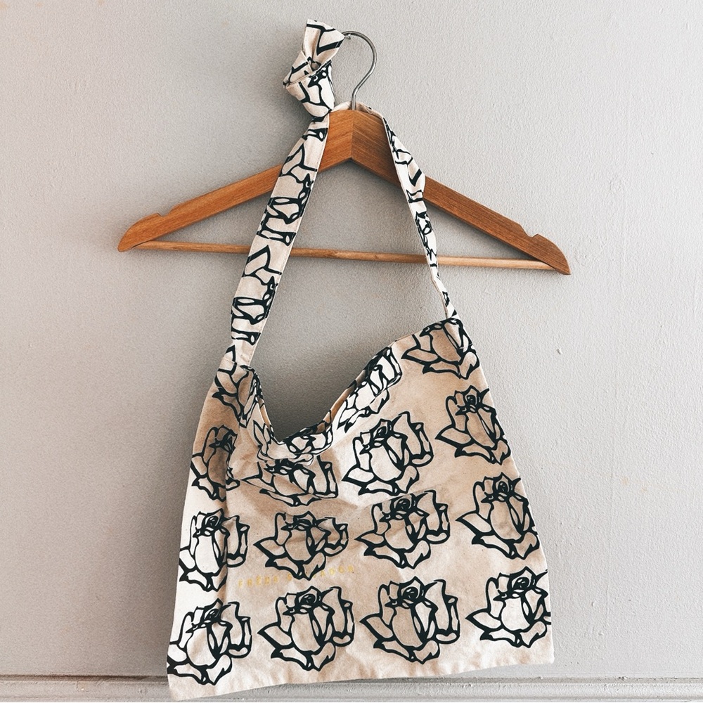 FREDA SALVADOR > Floral Linen Bag